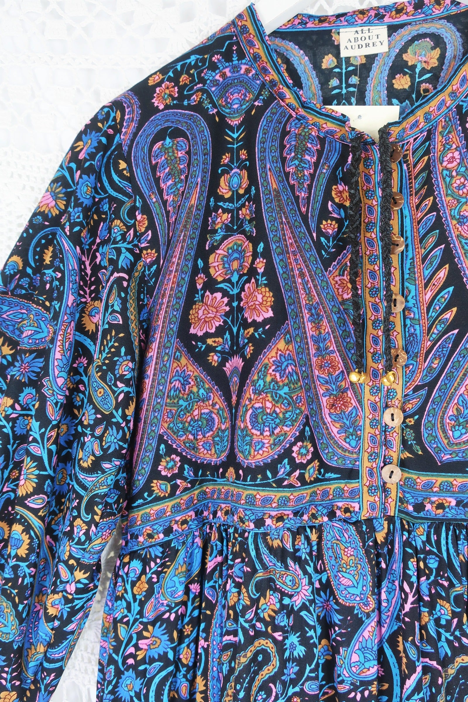 Florence Midi Dress in Midnight Sapphire Paisley Floral - Image 3